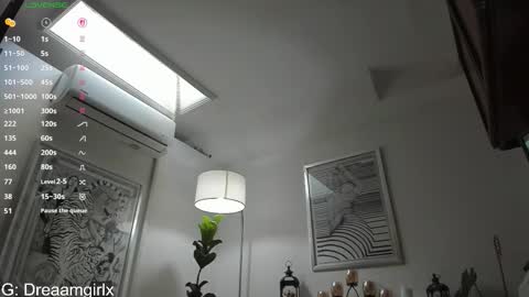 Snapshot of your_dreaamgirlx chatting on January 14, 7:52 pm Isabella online show from January 14, 7:52 pm