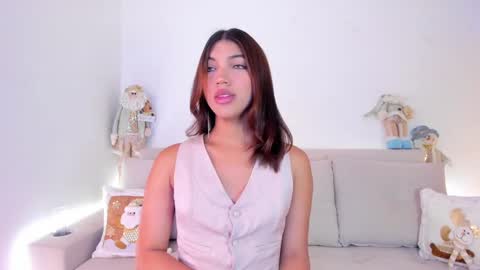 Eliza online show from December 21, 12:42 am