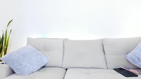 Eliza online show from February 6, 11:26 pm