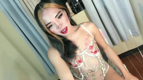 your_girl_yeka online show from June 27, 9:25 am