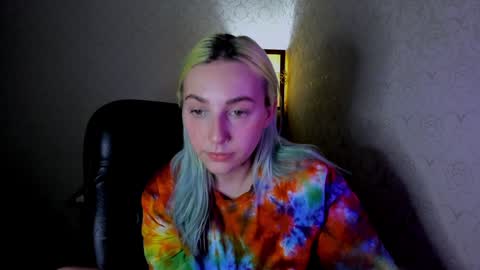 Snapshot of your_godesses chatting on December 13, 9:13 am Cora online show from December 13, 9:13 am