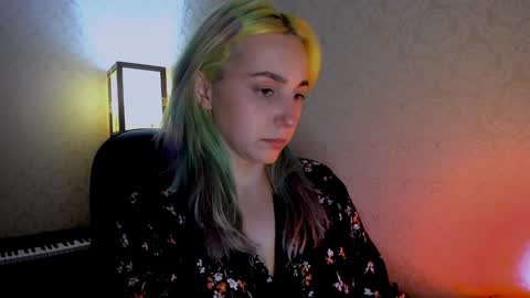 Snapshot of your_godesses chatting on January 24, 10:21 am Cora online show from January 24, 10:21 am