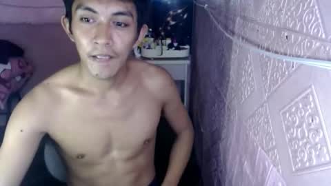 Snapshot of your_guy111 chatting on March 20, 2:16 am your_guy111 online show from March 20, 2:16 am