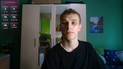 Snapshot of your_honeyy chatting on June 27, 12:10 pm Mark online show from June 27, 12:10 pm