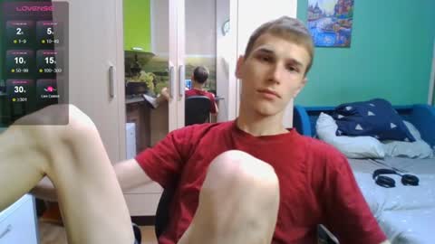 Snapshot of your_honeyy chatting on July 19, 1:20 am Mark online show from July 19, 1:20 am