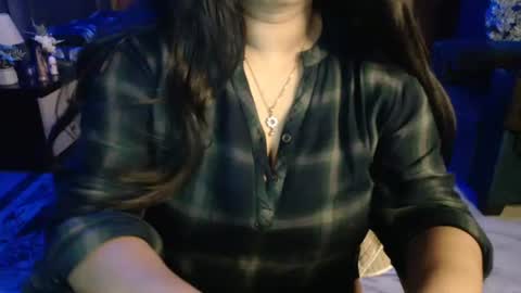 Snapshot of your_ishaa chatting on June 22, 6:49 pm Isha online show from June 22, 6:49 pm