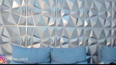 your_juice_ocktail online show from September 23, 7:06 pm