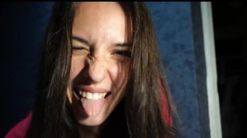 Meri  online show from November 5, 9:15 pm