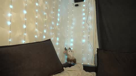 Meri  online show from March 21, 8:56 pm