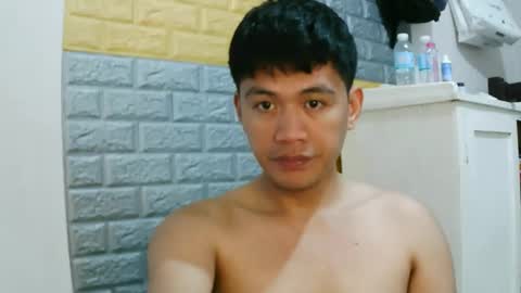 Snapshot of your_love_miaka chatting on January 15, 11:52 pm your_love_miaka online show from January 15, 11:52 pm