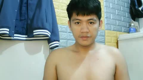 Snapshot of your_love_miaka chatting on February 3, 3:59 am your_love_miaka online show from February 3, 3:59 am