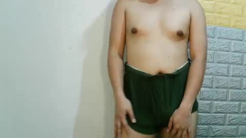 Snapshot of your_love_miaka chatting on March 9, 10:36 pm your_love_miaka online show from March 9, 10:36 pm