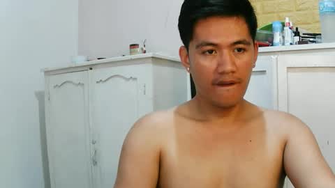 Snapshot of your_love_miaka chatting on April 5, 3:58 am your_love_miaka online show from April 5, 3:58 am