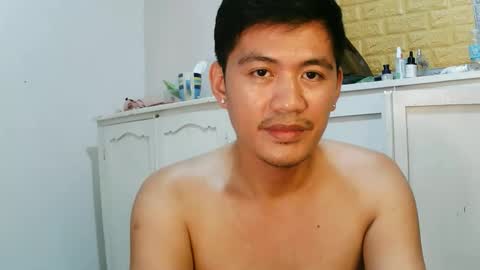 Snapshot of your_love_miaka chatting on April 11, 5:06 pm your_love_miaka online show from April 11, 5:06 pm