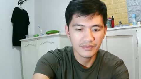 Snapshot of your_love_miaka chatting on April 21, 9:28 pm your_love_miaka online show from April 21, 9:28 pm