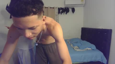 your_master7 online show from March 21, 6:07 am