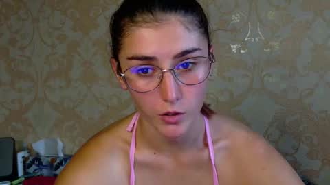 Snapshot of your_mouse23 chatting on November 17, 1:28 pm Andrea Your sweet farmer girl online show from November 17, 1:28 pm