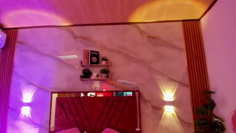 Salome online show from March 25, 6:25 pm