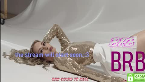 Alice  online show from December 17, 11:49 pm