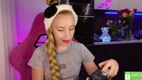 Alice  online show from March 10, 12:26 am