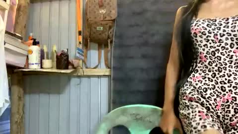 sexylady online show from December 16, 5:45 am