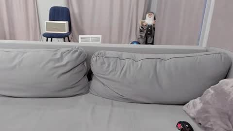 your_shy_guy online show from February 27, 2:21 pm