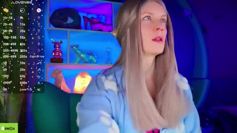 Snapshot of your_spring chatting on February 18, 2:40 am your_spring online show from February 18, 2:40 am