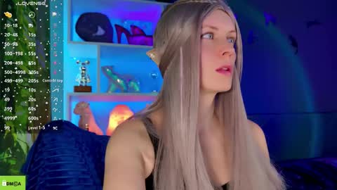 Snapshot of your_spring chatting on March 25, 11:16 am your_spring online show from March 25, 11:16 am