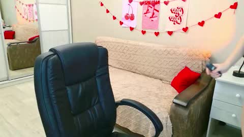 Alice online show from September 11, 6:24 am