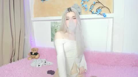 Alice online show from January 14, 5:29 pm