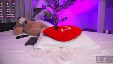 TenderSin online show from March 7, 3:03 am