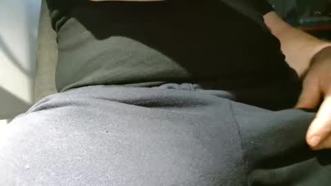 Snapshot of your_tipie chatting on November 10, 5:34 pm your_tipie online show from November 10, 5:34 pm