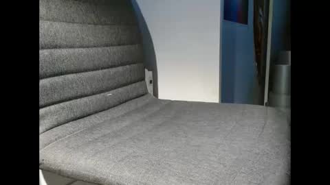 Snapshot of your_tipie chatting on January 17, 8:52 am your_tipie online show from January 17, 8:52 am