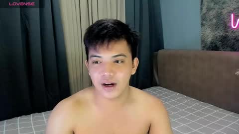 yourasian_bradley online show from February 14, 5:26 am