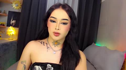 kim online show from January 24, 9:06 am