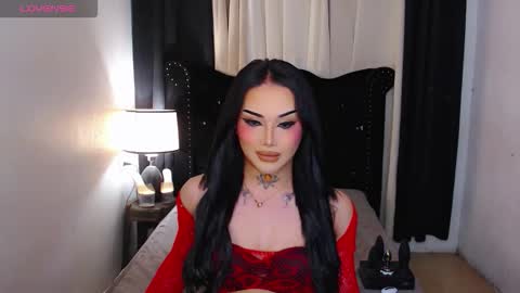 kim online show from March 3, 10:32 am