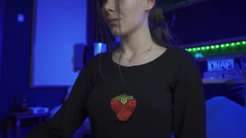 YourBabyPearl online show from January 12, 12:05 am