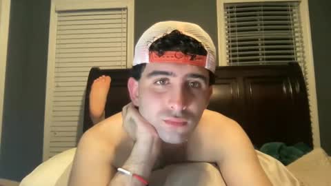 Snapshot of yourboyb1 chatting on December 9, 2:56 am yourboyb1 online show from December 9, 2:56 am