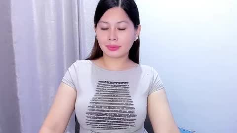 Snapshot of yourdirtyangels chatting on December 10, 12:28 am 3hi im  Angel glad to see you  3 online show from December 10, 12:28 am