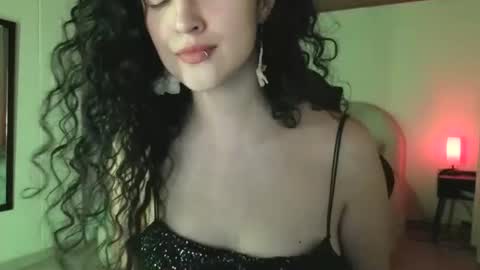 Snapshot of yourdreamgirl2025 chatting on May 13, 1:03 am yourdreamgirl2025 online show from May 13, 1:03 am