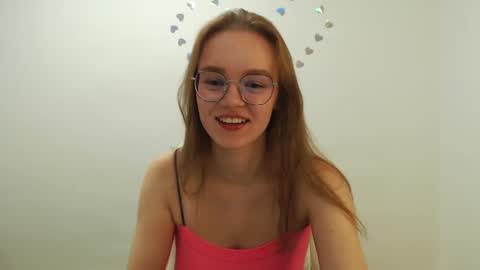 Snapshot of yourdreamray chatting on October 3, 5:21 pm Lana online show from October 3, 5:21 pm