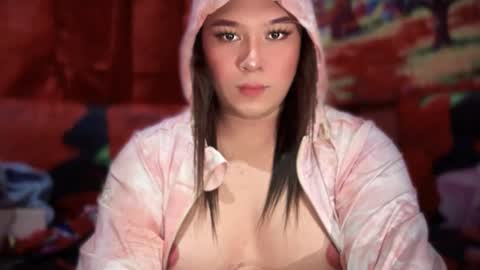 yourfairy_amoreen online show from December 1, 10:48 pm