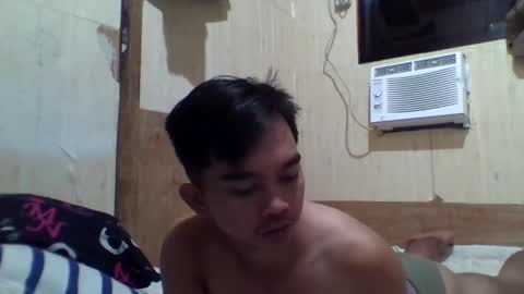 Snapshot of yourfantasyboyjr chatting on February 25, 11:08 am i am your dream boy  JR  online show from February 25, 11:08 am