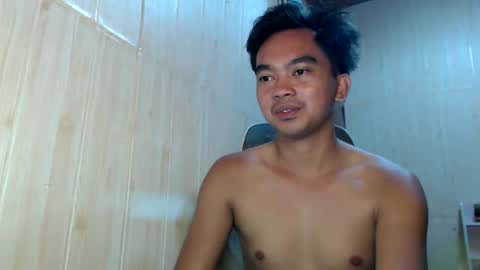 Snapshot of yourfantasyboyjr chatting on October 8, 12:47 pm i am your dream boy  JR  online show from October 8, 12:47 pm