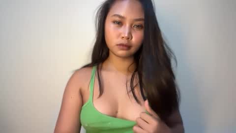 Snapshot of yourfantasyyy_ chatting on May 6, 9:36 am yourfantasyyy_ online show from May 6, 9:36 am