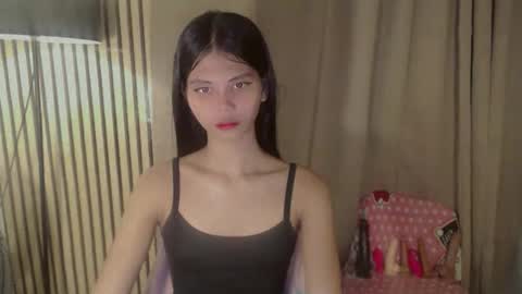 Snapshot of yourfavoratevivian chatting on February 19, 2:46 pm Vivian online show from February 19, 2:46 pm