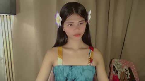 Vivian online show from April 9, 11:43 pm