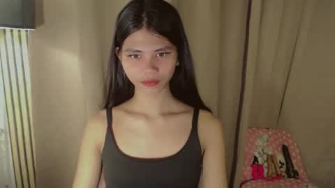 Vivian online show from April 16, 1:06 am