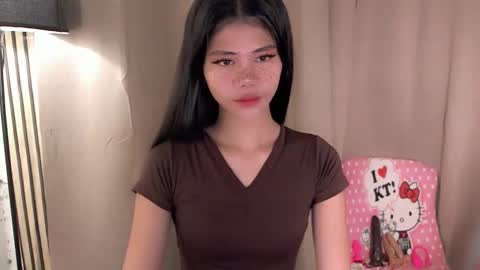 Vivian online show from May 24, 8:14 pm