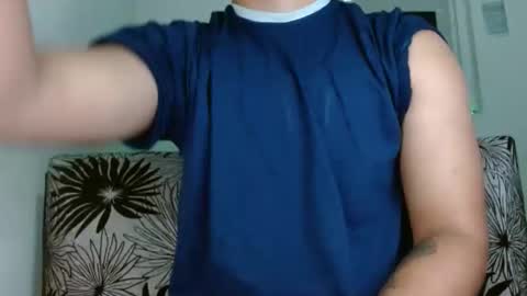 yourfavorite_bigclit online show from September 15, 1:55 pm